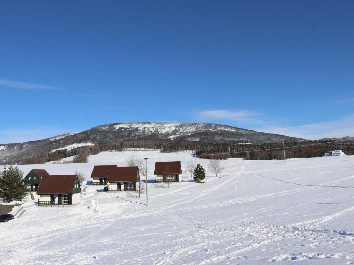 Holiday Home Holiday Hill 58 By Interhome Cista  Экстерьер фото