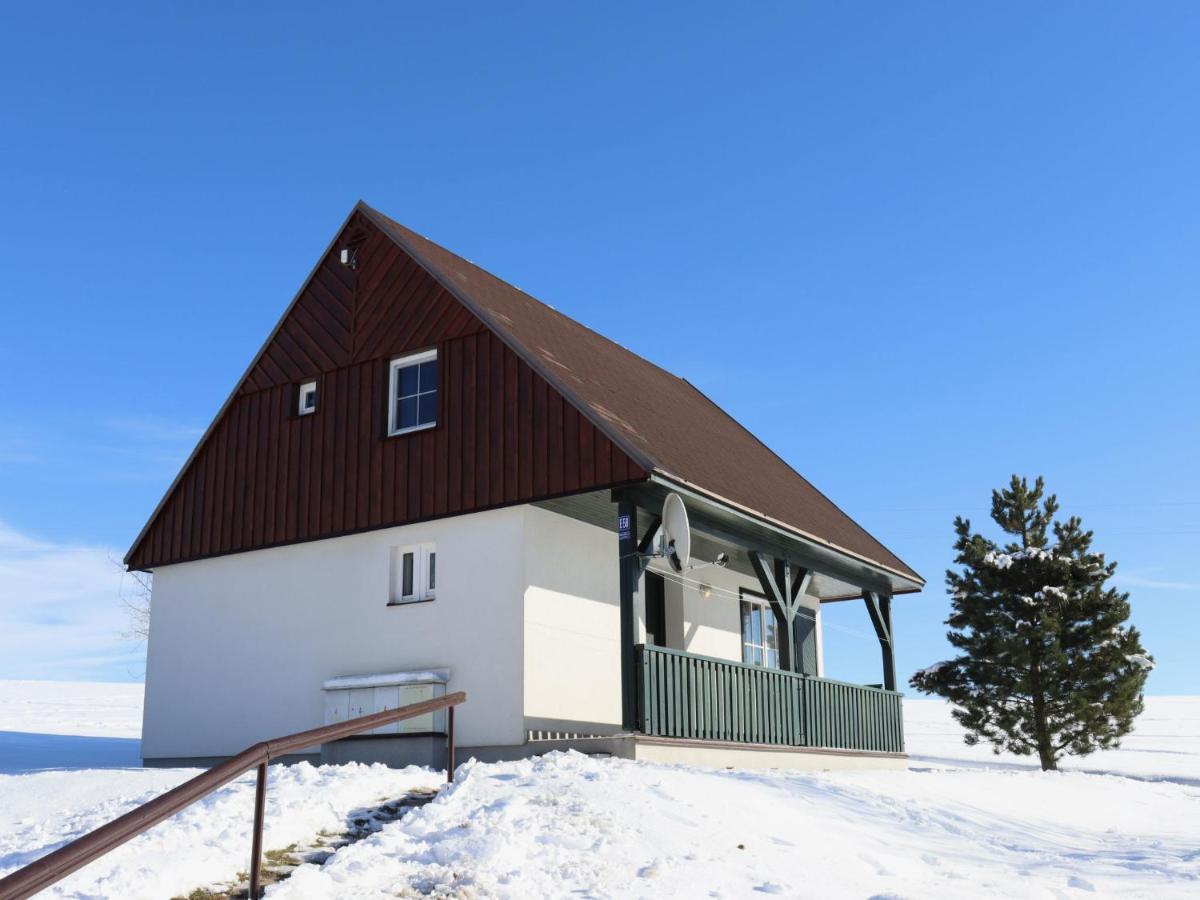 Holiday Home Holiday Hill 58 By Interhome Cista  Экстерьер фото