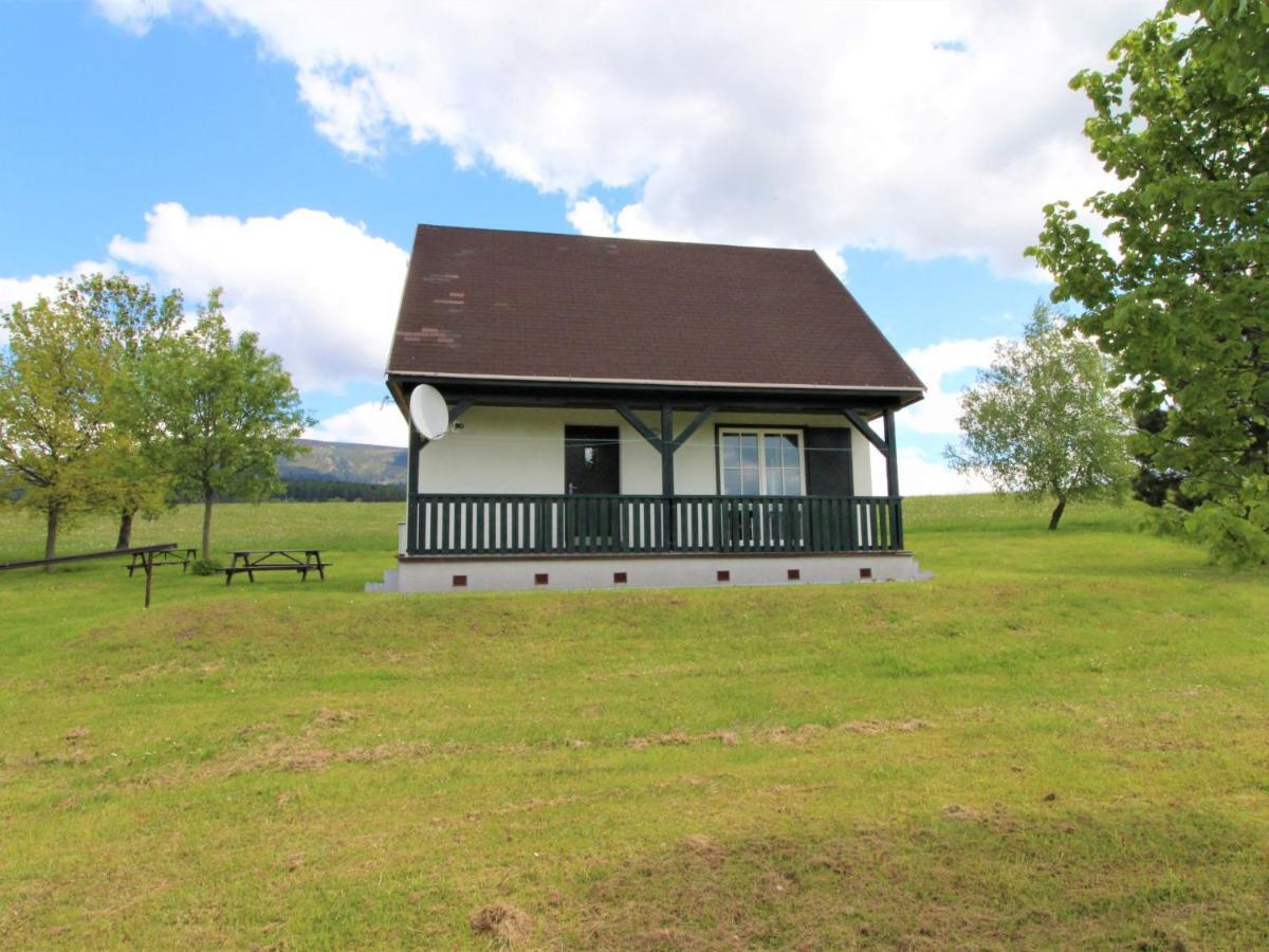 Holiday Home Holiday Hill 58 By Interhome Cista  Экстерьер фото