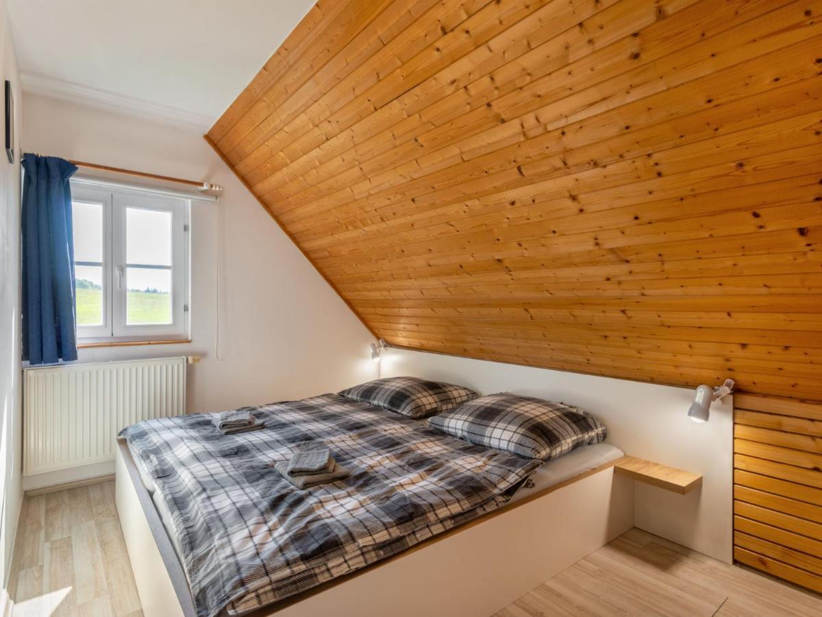 Holiday Home Holiday Hill 58 By Interhome Cista  Экстерьер фото