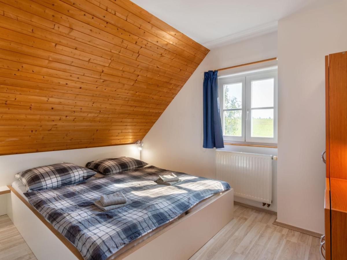 Holiday Home Holiday Hill 58 By Interhome Cista  Экстерьер фото